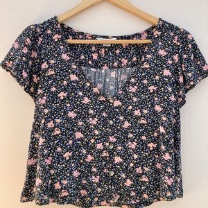Very cute floral cropped top